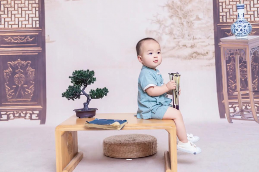 蓬莱宝宝自闭症的早期症状